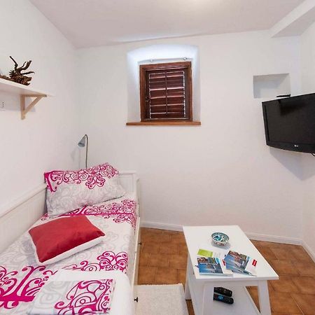 Studio Tamburini City Center Apartment Rovinj Ngoại thất bức ảnh