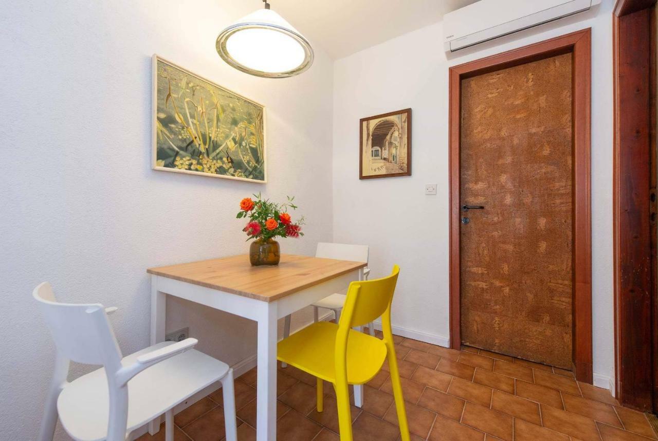 Studio Tamburini City Center Apartment Rovinj Ngoại thất bức ảnh